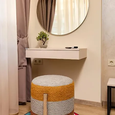 Urban Lux 3 ~ 1bd Flat In The Heart Of Plovdiv